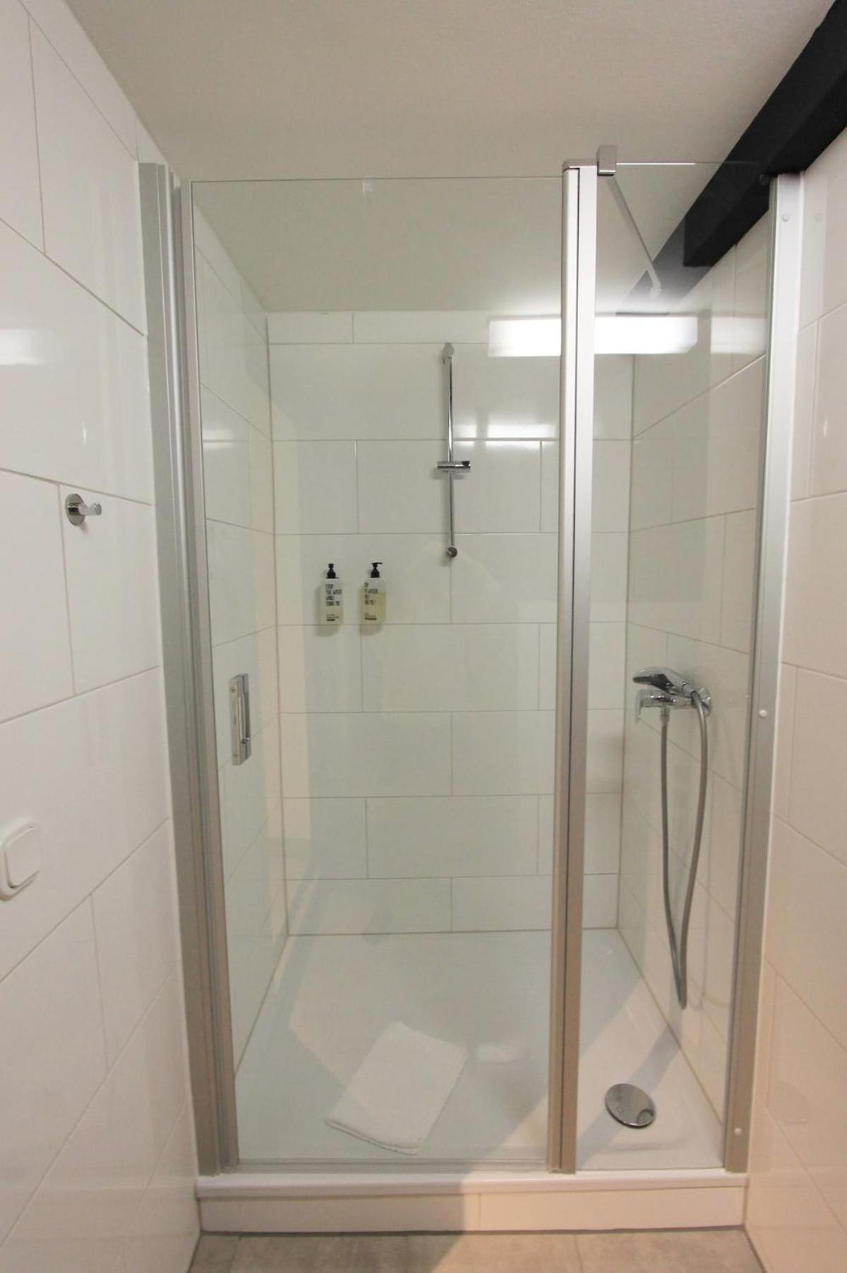 The Suites Alster Waterfront Family Apartments Хамбург Екстериор снимка