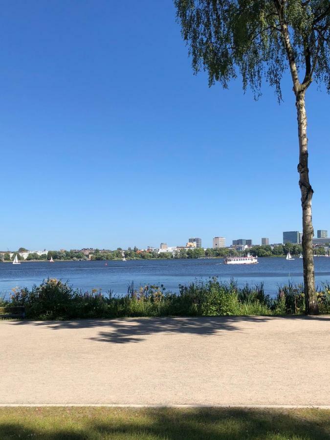 The Suites Alster Waterfront Family Apartments Хамбург Екстериор снимка